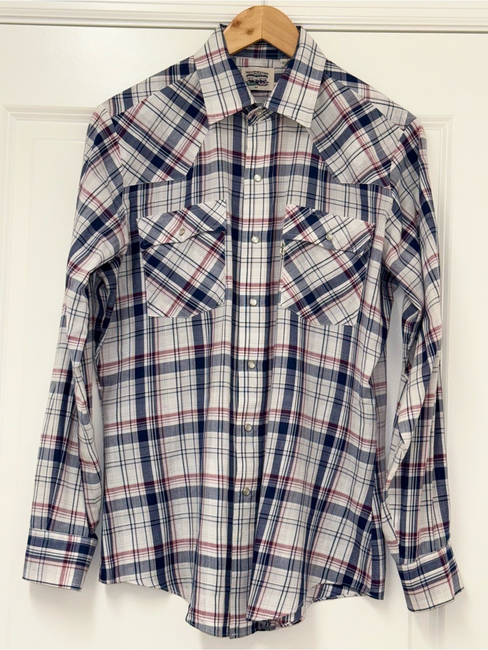 Levi's® Barstow Western Shirt Mens M White Blue Plaid Long Sleeve Pearl Snap